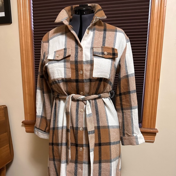 CDM Tops - Flannel Burberry like patterned dress sz 12